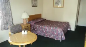 Oasis Motel by The Falls - Chambre