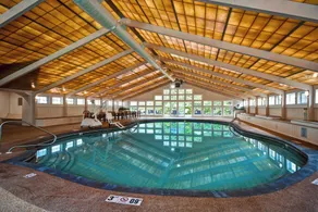 Courtyard Cape Cod Hyannis - Piscine