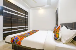 FabHotel Shree Balaji NX Banquets & Apartment - Room