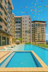 The persimmon condo - Pool