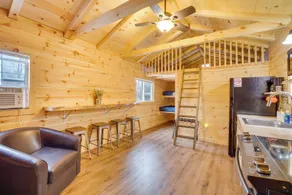 Mauston Studio Cabin ~ 15 Mi to Wisconsin Dells! - Innenbereich