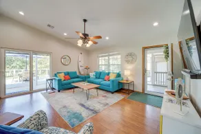 Eufaula Oasis w/ Screened Porch: Unwind in Style! - Interiör