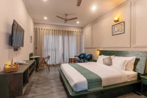 Yecha House - Mountain & Lake View Retreat, Bhimtal - Chambre