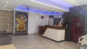 HoTEL JAGAPATHI INTERNATIONAL - Rezeption