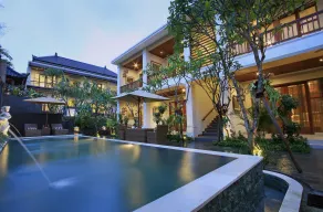 Tebesaya Cottage by GenuineHost - Pool