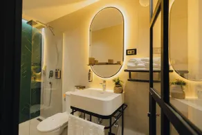Hotel Flaneur - Bathroom