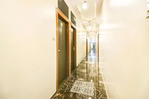 FabHotel Axis International - Nr Mumbai International Airport - Saguão