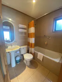 Cabañas Bahia Celeste, Puerto Varas - Bathroom