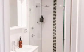 The Blenheim - Bathroom