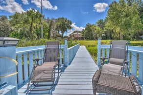 Historic Crescent City Studio - Lakefront w/ Dock! - Interiør
