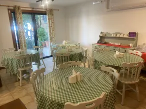 Green Grove Guest House - Restaurante
