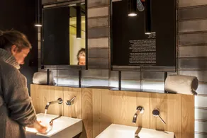 Bastardo Hostel - Bathroom