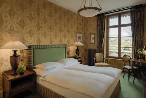 Grand Hotel LES TROIS ROIS - Room