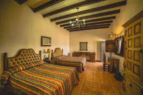 Hotel Cosmos Don Carlos - Chambre
