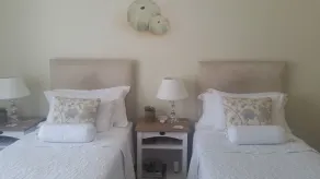 Sandals Guest House - Room