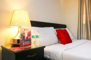 RedDoorz Plus @ Mabolo Cebu - Room