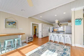 Crystal Coast Family Retreat < 1 Mi to Boat Ramp! - Innenbereich