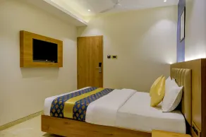 Metropolis Business Hotel - Room