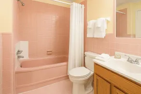 Sunrise Inn Cordele GA Near I 75 - Badrum