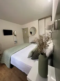 Logis Hôtel La Fenière - Værelse