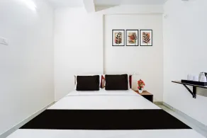 Super Collection O RS Puram North Railway Station Formerly RG Residency - Chambre