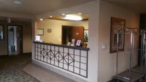 Crivitz Lodge - Lobby