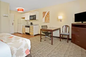 MainStay Suites Cincinnati Blue Ash - Chambre