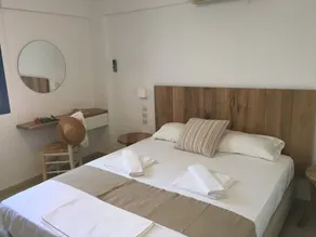 CAELI PAROS by Kostas & Joanna Studios - Camera