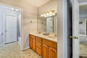 9 Mi to Belton Lake: Home w/ Large Yard Space! - Interior