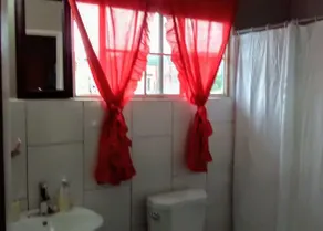 Sea Crest Retreat - Bathroom