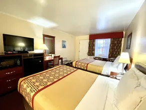 The Aventis Inn - Chambre