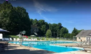 KingBed PetFriendly Washer Dryer Sleep16 - Pool