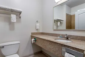 MainStay Suites Port Arthur - Beaumont South - Salle de bain