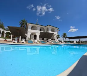Hotel Casablanca Boutique Ciudad del Este By Swiss Bonmont Hotels - Pool