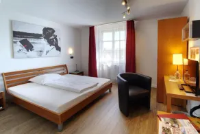 Hotel Reinhardts - Room