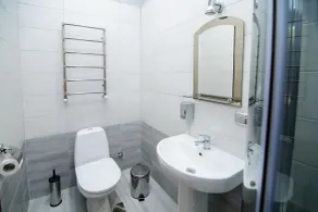 Premium Hostel - Bathroom