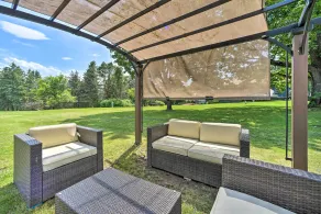 Stylish Suburban Home w/ Pool! 10 Mi to Royal Mtn - Interiør