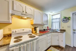 Cozy East Pittsburgh Home - 7 Mi to Frick Park! - Interiør