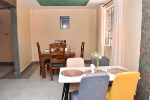 A&B Cozy Apartments Kitale - Restaurant