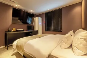 AVENUE S HOTEL - Habitación