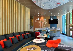 Ibis Muenchen City Ost - Coin salon dans le hall
