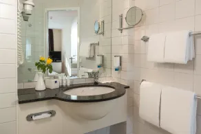 Essential by Dorint Berlin-Adlershof - Salle de bain