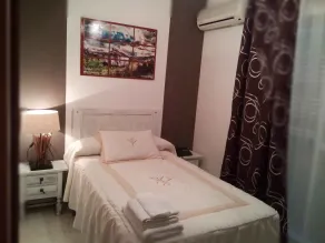 Hotel La Palmera - Camera