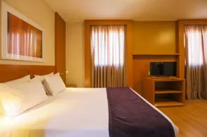Nobile Suítes Uberlândia - Room