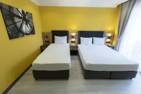 Roy Otel - Habitación