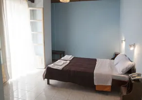 Camera privata con terrazza, griglia e giardino | Vista sulla montagna | Accanto alla spiaggia - Camera