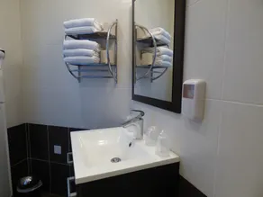 Rive Gauche - Bathroom