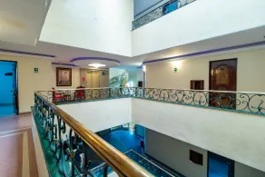 Lavid Hotel Palacio Real - Handrails in hallways