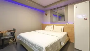 Amor Hotel Gimhae - Chambre