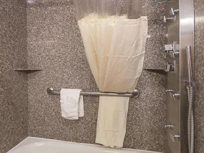 La Quinta Inn & Suite Kingwood Houston IAH Airport 53200 - Chambre